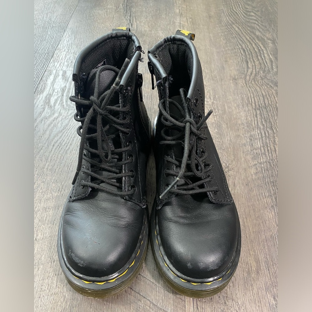 DR. MARTENS Leather Girls Boots - Picture 2 of 7